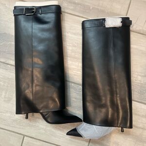 Elegant Black Heeled Boots 9.5